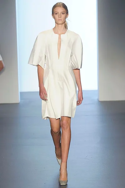 Look 4
